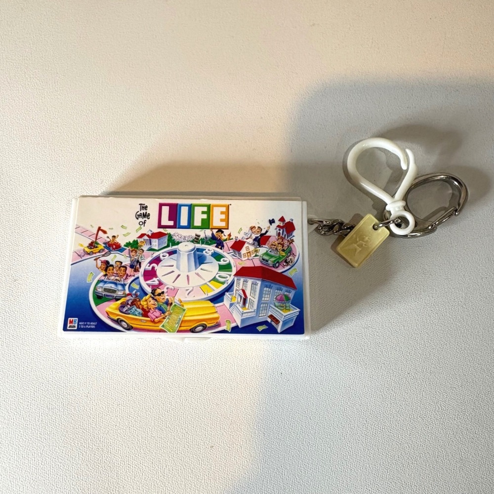 Vintage 1998 The Game of Life Keychain Basic Fun Mini Board Game Travel Toy